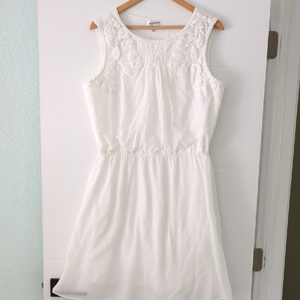 Max Studio White Gauzy Cotton Embroidered Modest Sleeveless Midi Beachy Dress XL